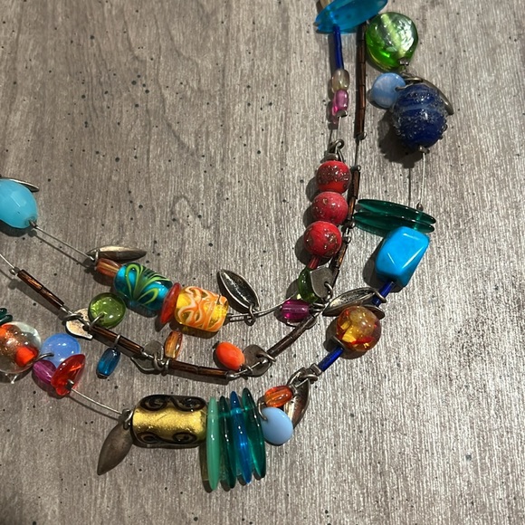 CHICO’S MULTI STRAND BEADED NECKLACE - Picture 3 of 4